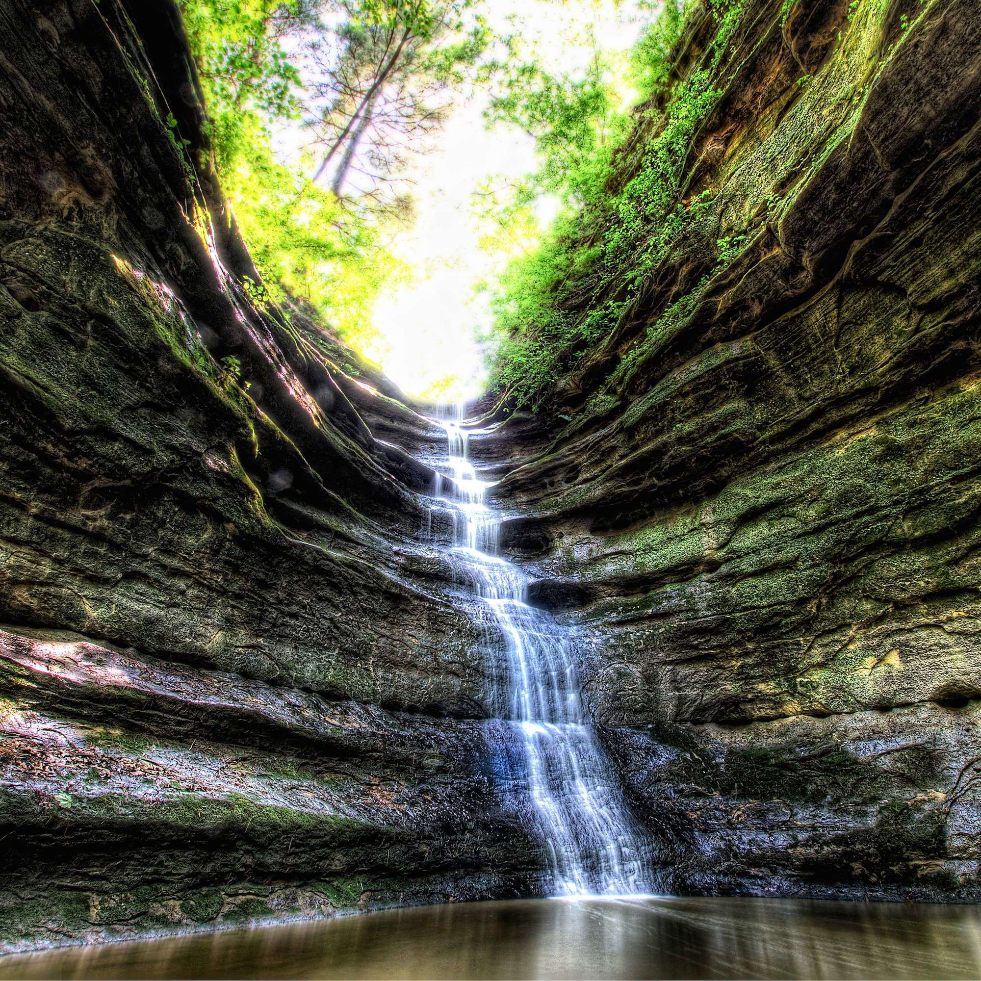 10 Underrated Hikes Near Chicago That We