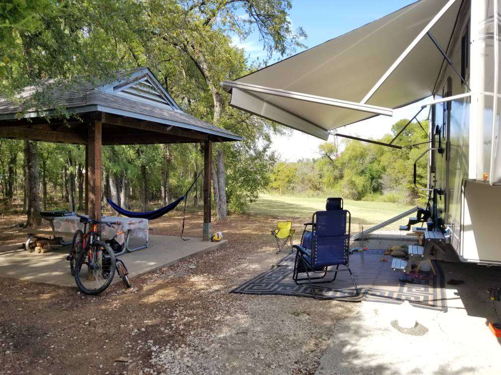 Campgrounds near Six Flags Over Texas