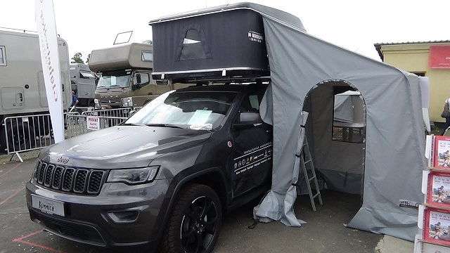 Jeep Grand Cherokee Tent (camping accessories& air mattress ...