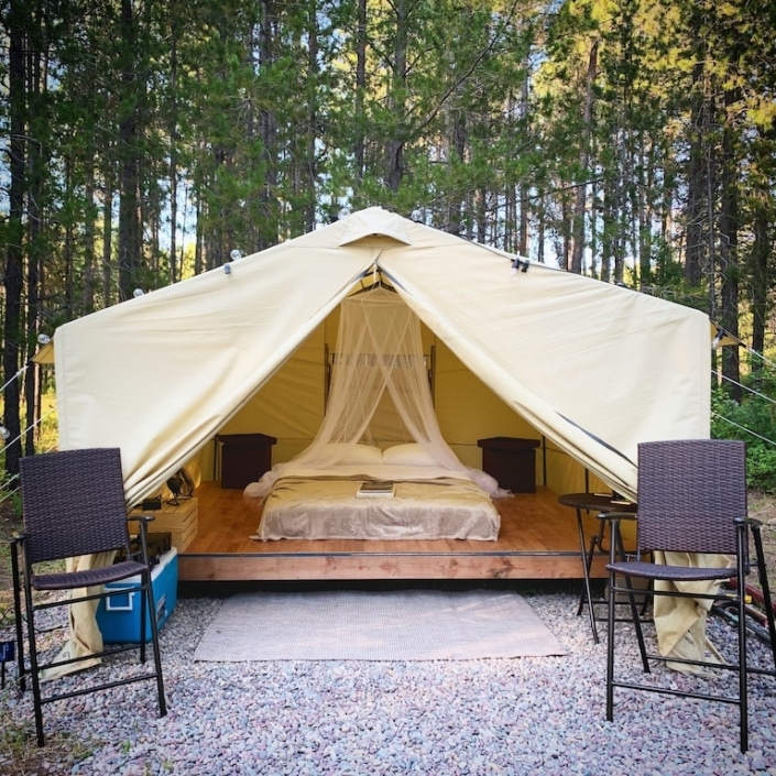 The 18 BEST Glamping Montana Spots To Experience Big Sky Country