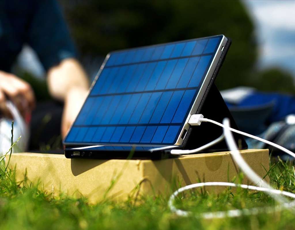 Top 10 Best Solar Panels for Camping Review in 2021 : Top Pickups!